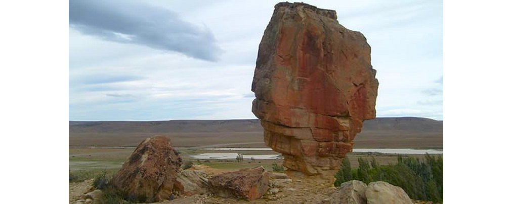 Piedra Clavada Tres Lagos Santa Cruz Patagonia Argentina